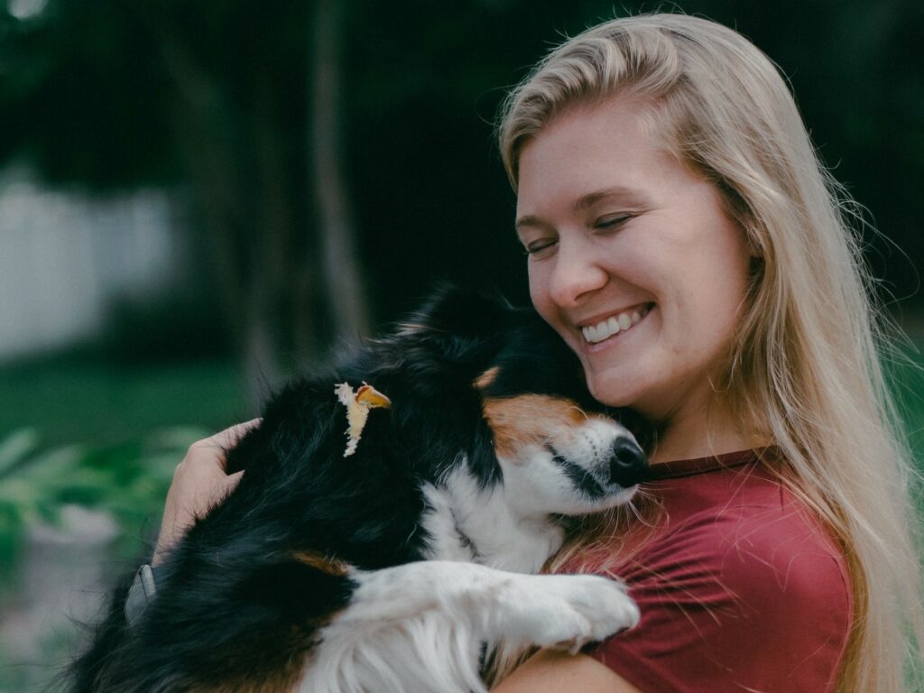 pet owners experience mental and physical benefits of owning a dog or cat