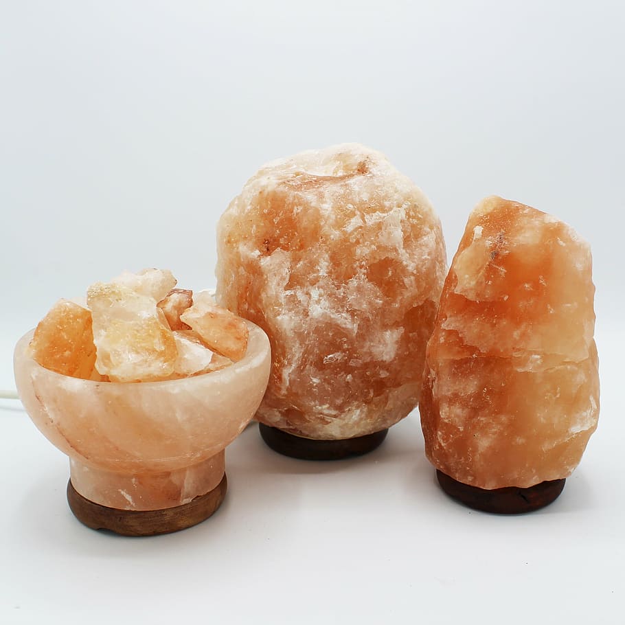 salt lamps could be harmful to your pet