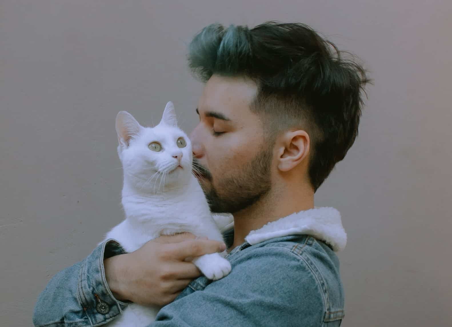 Cat dad celebrates International Cat Day with her kitty