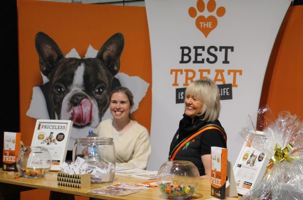 Michelle from PD and Rhea from Dogs New Zealand co-hosting the PD stand at the Pet Expo